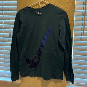 Nike long sleeve t shirt